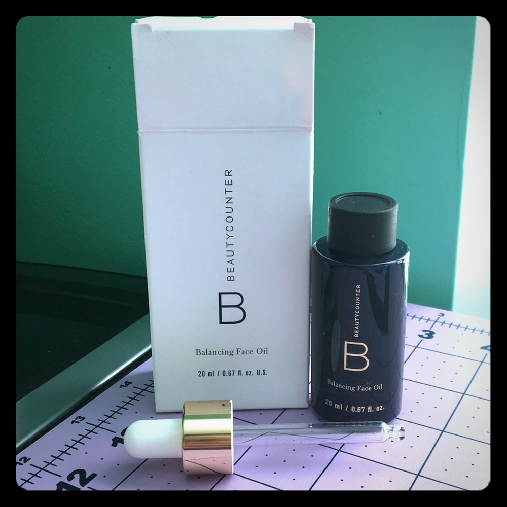 Beautycounter Balancing Face Oil New Never Opened
